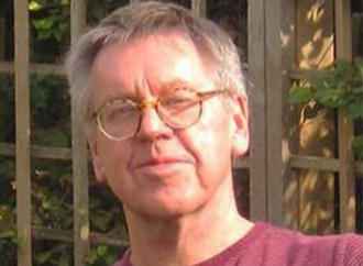 Dr Christopher Belshaw