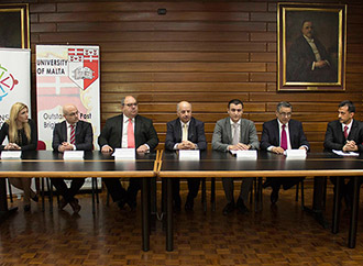 Group photo: MoU Responsible Gaming Foundation and University of Malta