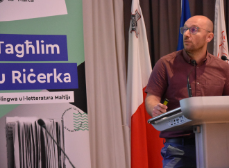 Three Masters and three doctoral students presented part of their research on Saturday 1 June 2024.