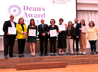 Faculty of Media & Knowledge Sciences Dean’s Awards 2024 - Newspoint ...