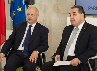 PQViz app press conference