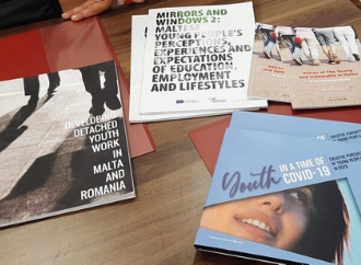 az books