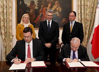 Signing of agreement - Ambassador Walter Haßmann, Prof. Godfrey Pirotta, Dr Monika Wohlfeld, Hon. Carmelo Abela, Prof. Stephen Calleya