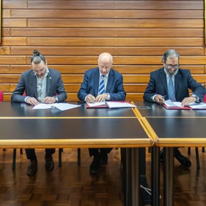 MoU signing between UM and La Manouba