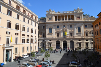 pontifical gregorian uni
