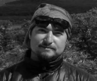 Dr Roberto Salazar